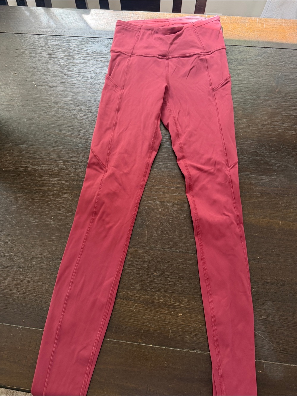 EUC Lululemon leggings - size 2 - Picture 2 of 4